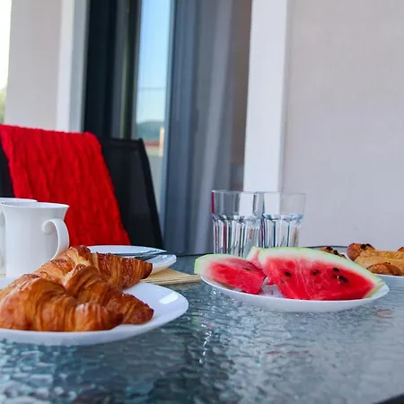 Phos Luxury Apartment